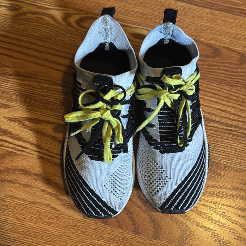 PUMAs - Picture 6 of 8